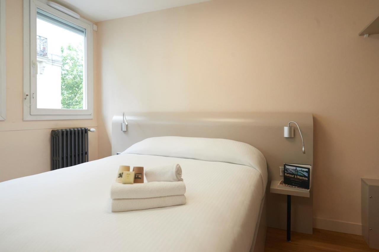 Hotel Le Petit Duquesne Nantes Bagian luar foto