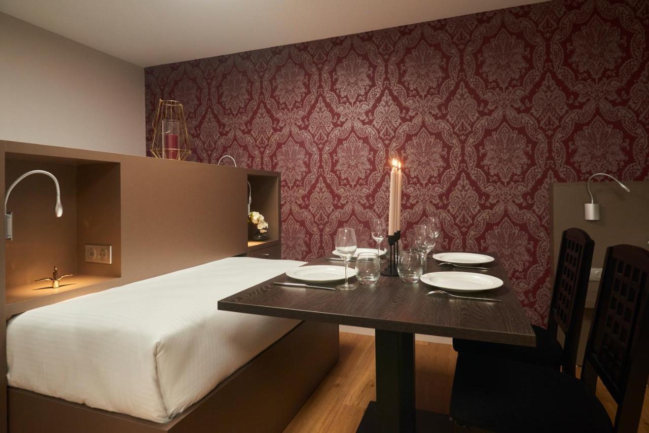 Hotel Le Petit Duquesne Nantes Bagian luar foto
